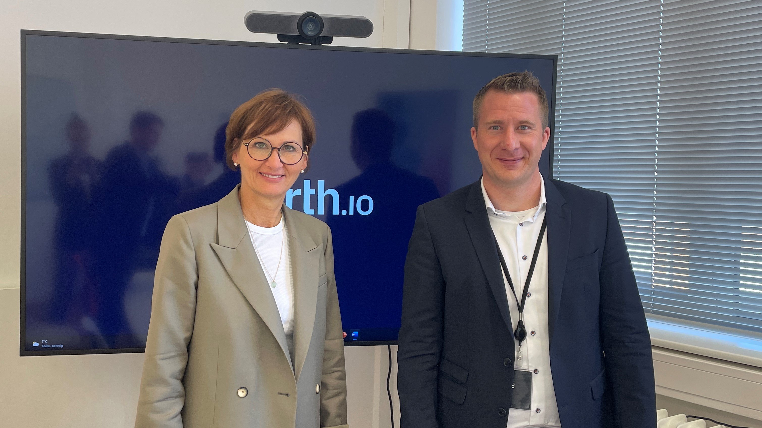 Bundesforschungsministerin Bettina Stark-Watzinger  trifft north.io CEO Jann Wendt